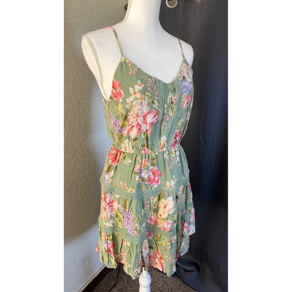 Blu Pepper Sage Green Floral Lace Trim Tiered Mini Dress Womens Medium
